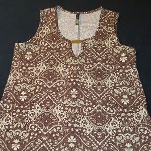 Sleeveless top